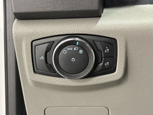 Used 2021 Ford F250 XL w/ Power Equipment Group AWD/4WD image 20