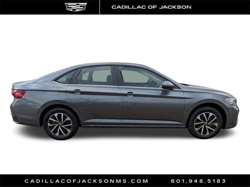Used 2024 Volkswagen Jetta S image 7
