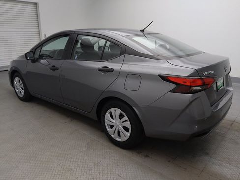 Used 2025 Nissan Versa S FWD image 3