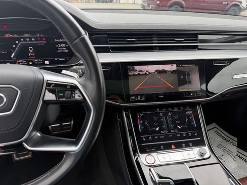 Used 2020 Audi S8 L w/ S8 Executive Package image 23
