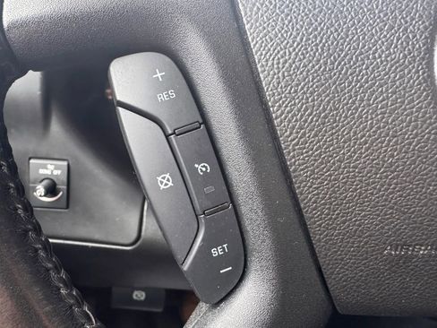 Used 2021 Chevrolet Express 2500 w/ Driver Convenience Package image 16