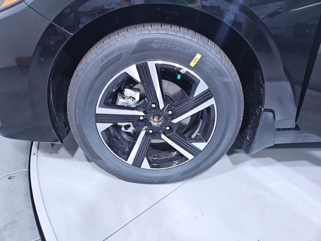 Certified 2025 Nissan Sentra SV w/ Trunk Package FWD image 27
