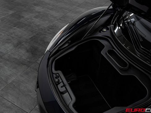 Used 2016 McLaren 675LT Spider image 13