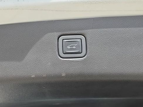 Used 2024 Chevrolet Blazer LT w/ Convenience Package FWD image 7