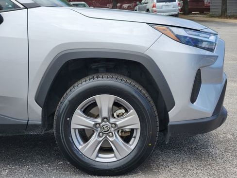 Certified 2025 Toyota RAV4 XLE FWD image 7