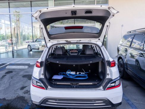 Used 2023 Hyundai Kona Limited w/ Cargo Package FWD image 28