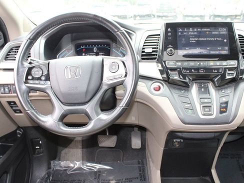 Used 2018 Honda Odyssey EX-L image 13