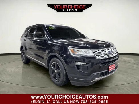 Used 2018 Ford Explorer XLT w/ Equipment Group 202A image 7