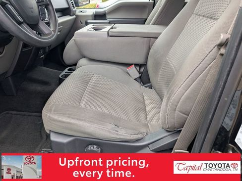 Used 2015 Ford F150 XLT image 12