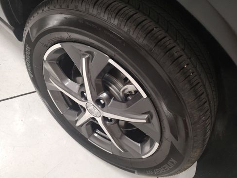 Used 2025 Honda HR-V EX-L image 12