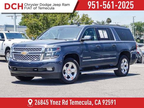 Used 2019 Chevrolet Suburban LT w/ LT Signature Package image 1