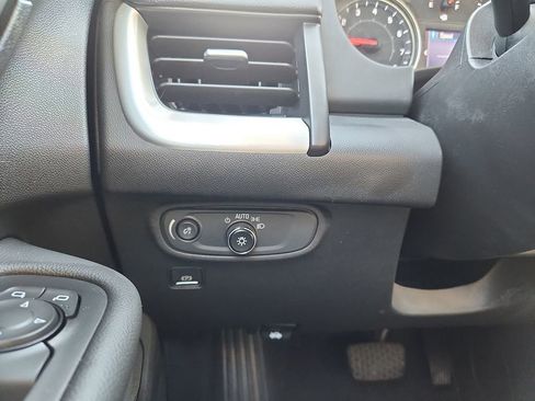 Certified 2022 GMC Terrain SLE image 26