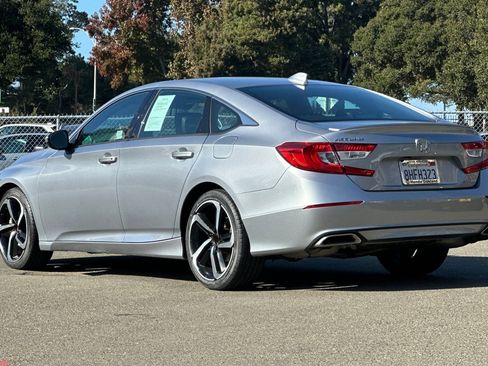 Used 2018 Honda Accord Sport image 6