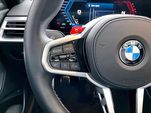 Used 2025 BMW M2 image 22