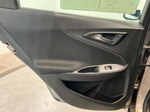 Used 2023 Chevrolet Malibu LT image 18