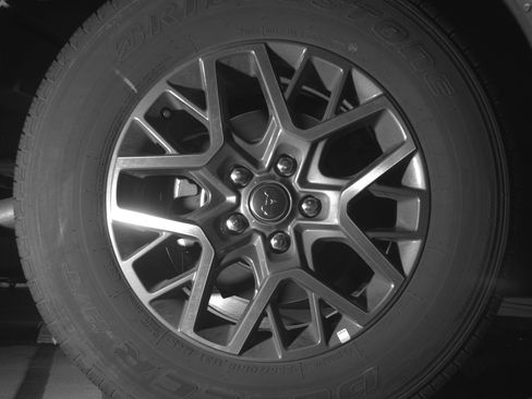Used 2025 Jeep Wrangler Unlimited Sahara AWD/4WD image 15