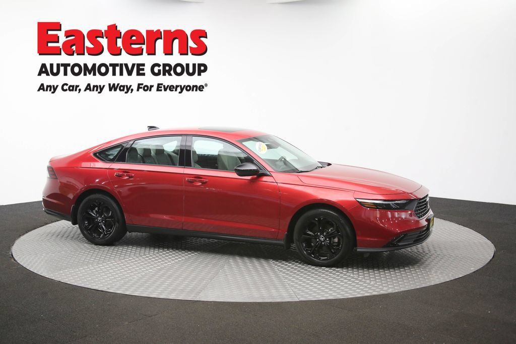 Used 2025 Honda Accord SE image 46