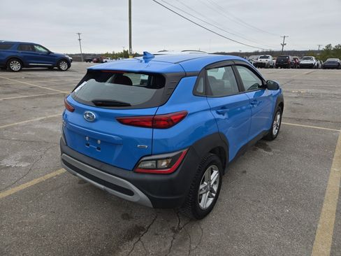 Used 2022 Hyundai Kona SE image 3