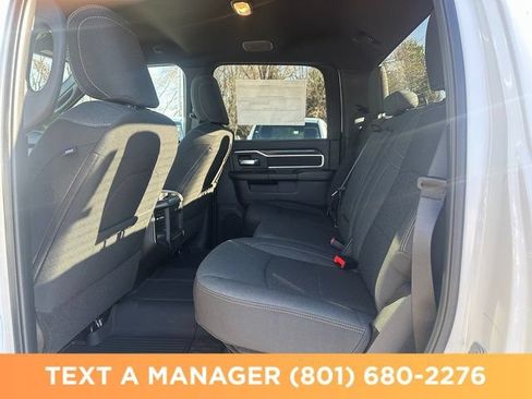 New 2026 RAM 2500 Big Horn AWD/4WD image 18