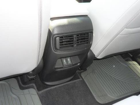 Used 2019 Honda CR-V EX-L image 16