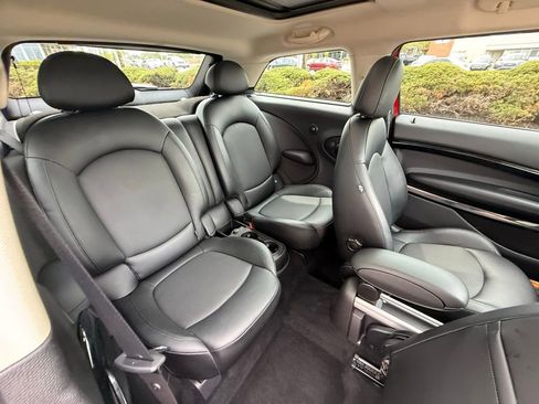 Used 2015 MINI Cooper Paceman S image 32