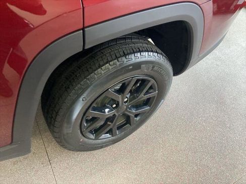 Certified 2023 Jeep Grand Cherokee L Limited w/ Luxury Tech Group II image 6