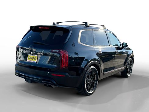 Used 2021 Kia Telluride SX w/ SX Prestige Package image 5