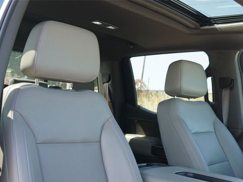 Used 2020 Chevrolet Silverado 1500 LTZ w/ LTZ Premium Package AWD/4WD image 29