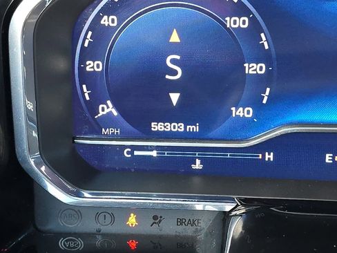 Used 2022 Chevrolet Silverado 1500 LT image 39