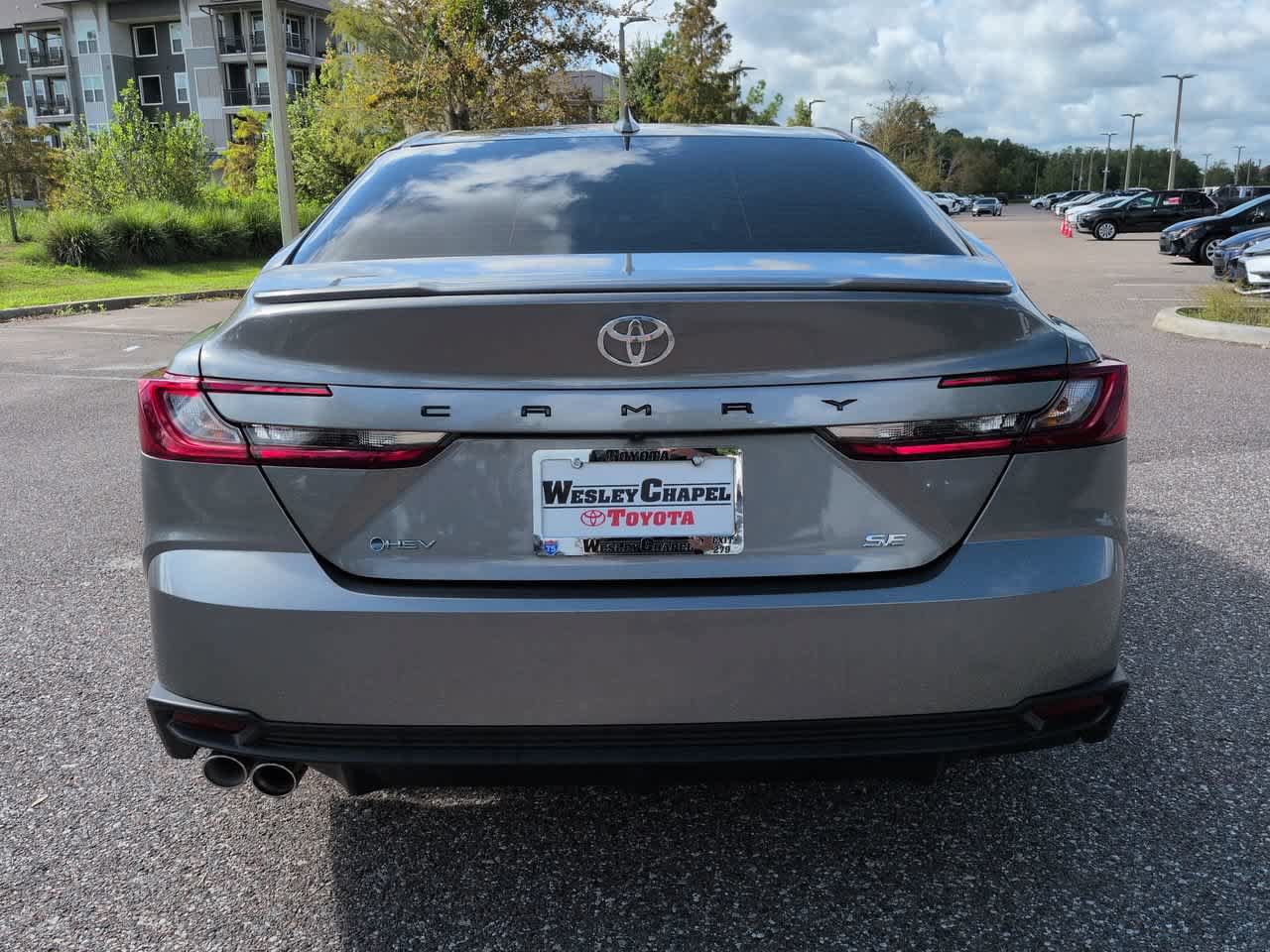 Used 2026 Toyota Camry SE FWD image 5