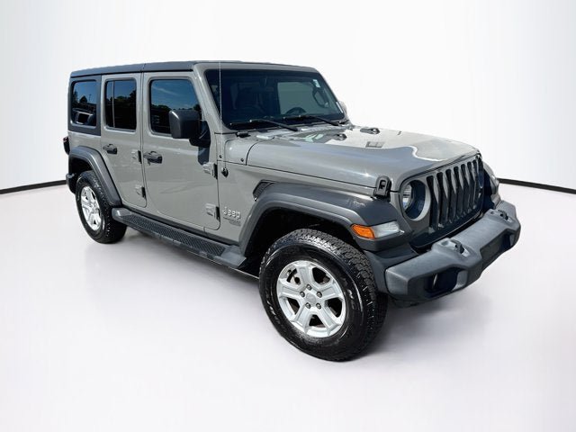 Used 2020 Jeep Wrangler Unlimited Sport S AWD/4WD image 3