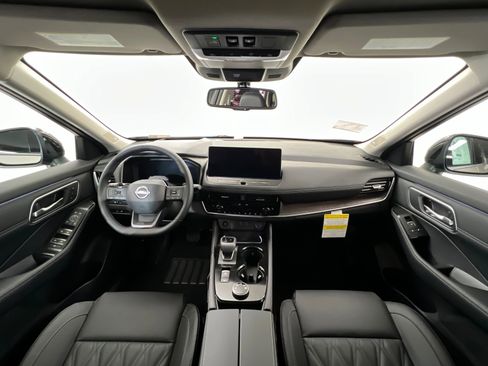 New 2026 Nissan Rogue Platinum w/ Tech Package image 9