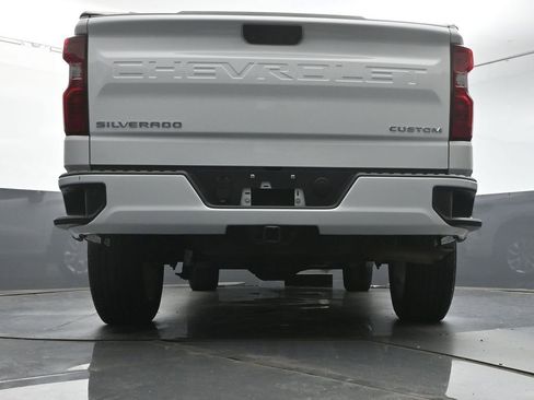 Used 2022 Chevrolet Silverado 1500 Custom AWD/4WD image 34