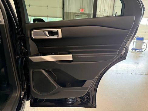 Certified 2024 Ford Explorer XLT w/ Equipment Group 202A AWD/4WD image 35