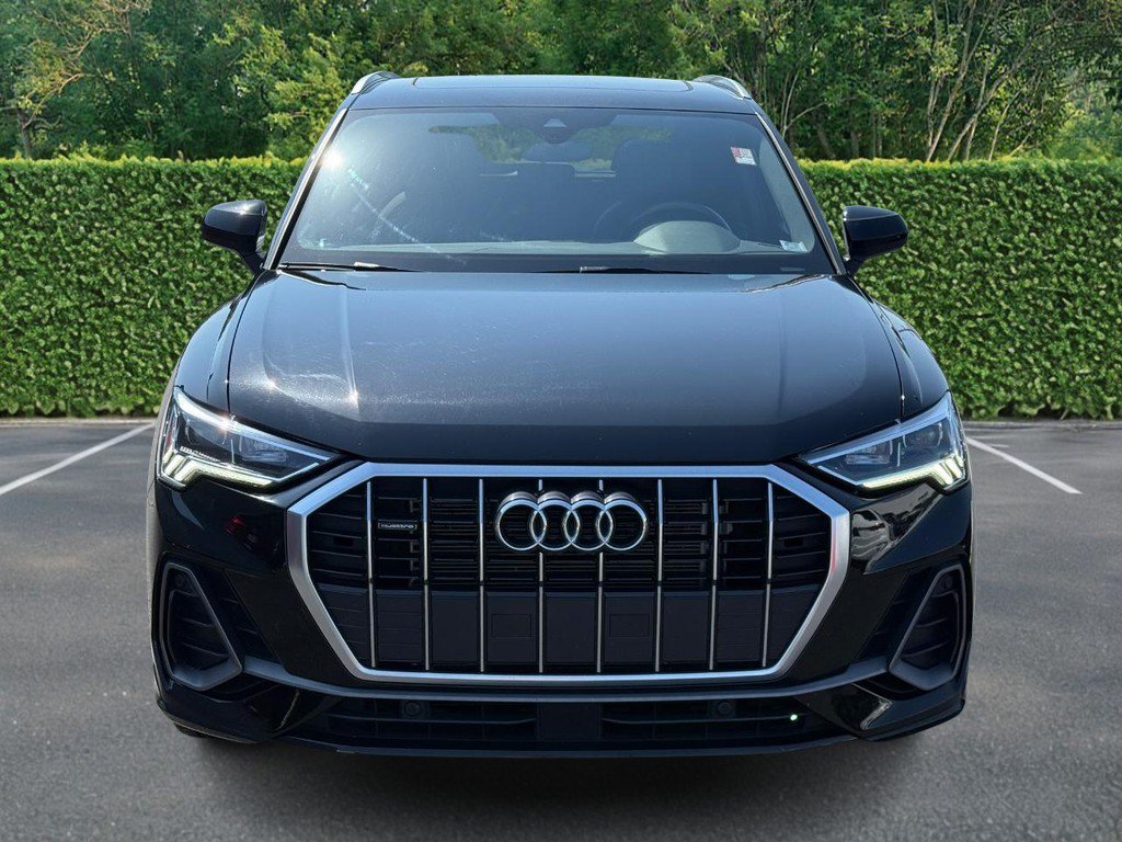 Used 2025 Audi Q3 2.0T Premium AWD/4WD image 9