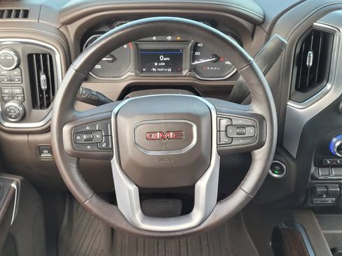 Used 2022 GMC Sierra 1500 SLT AWD/4WD image 12