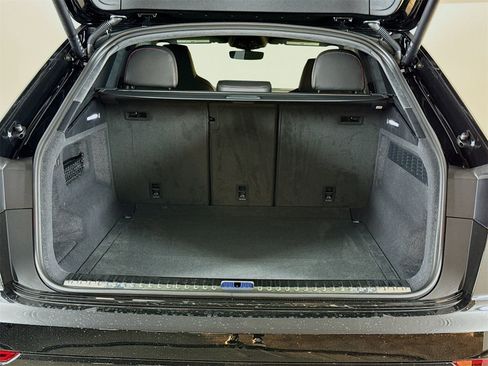 New 2026 Audi RS Q8 performance image 28