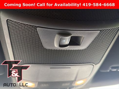 Used 2018 Ford F150 XLT w/ Equipment Group 302A Luxury AWD/4WD image 9