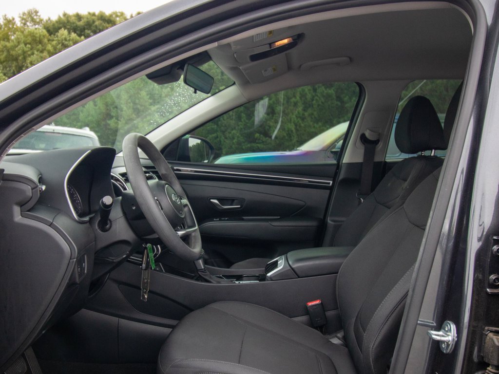 Certified 2024 Hyundai Tucson SE FWD image 7