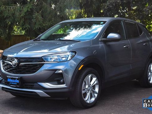 Used 2022 Buick Encore GX Preferred w/ Cold Weather Comfort Package image 2