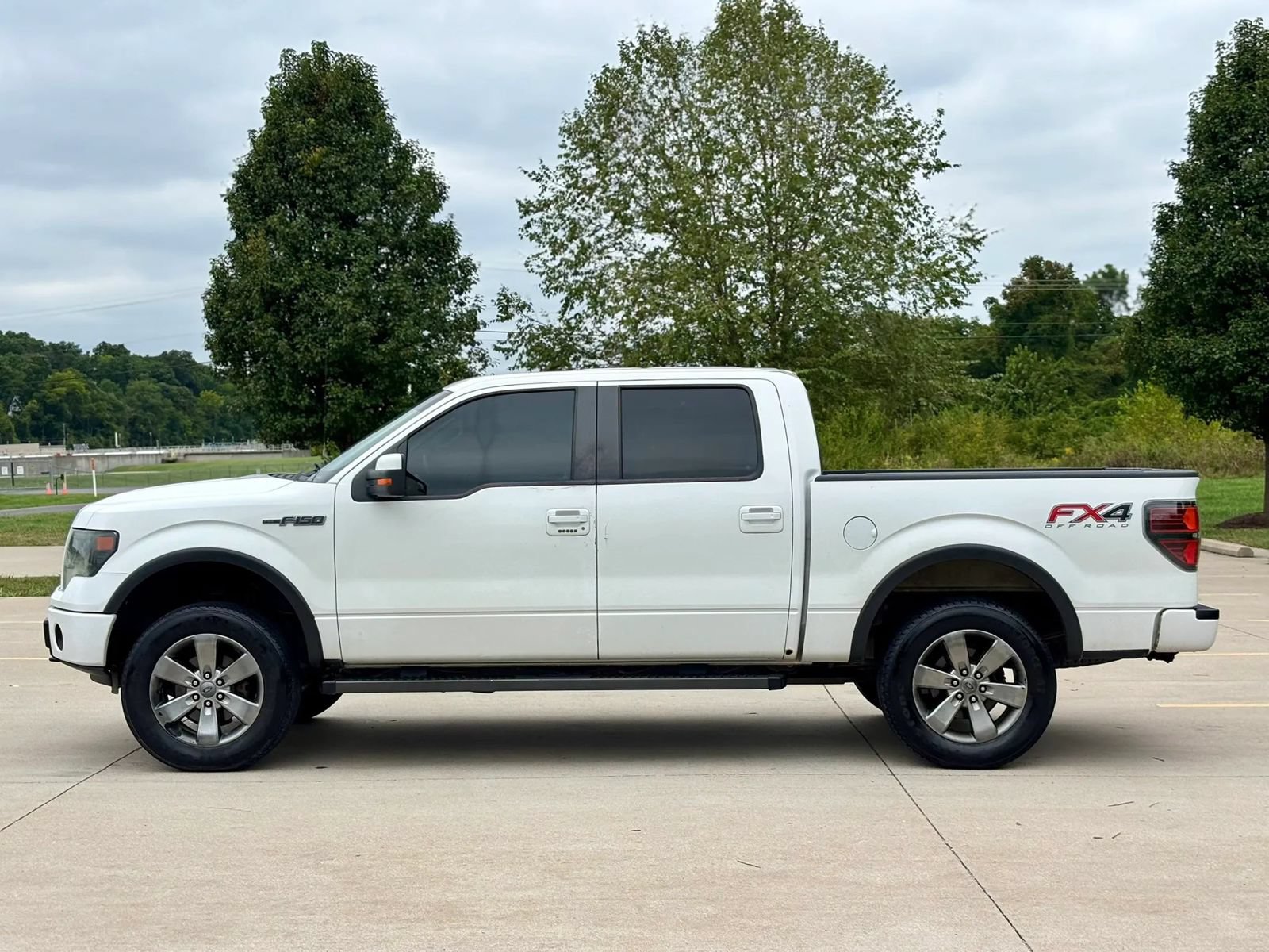 Used 2013 Ford F150 FX4 w/ Luxury Equipment Group AWD/4WD image 10