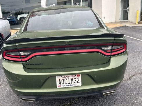 Used 2021 Dodge Charger SXT w/ Blacktop Package image 5