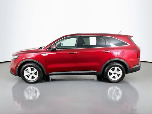 Used 2022 Kia Sorento LX FWD image 5