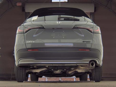 Used 2025 Honda HR-V Sport image 7