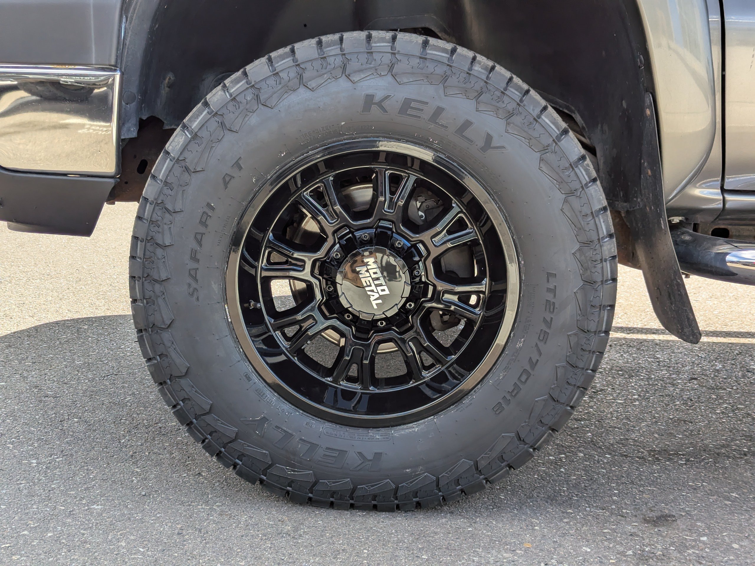 Used 2007 Chevrolet Silverado 3500 LT w/ Heavy-Duty Power Package AWD/4WD image 44