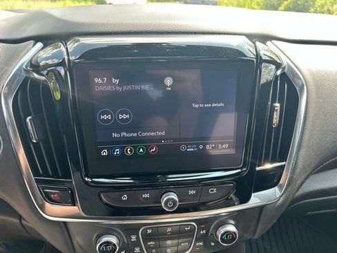 Used 2023 Chevrolet Traverse RS AWD/4WD image 15