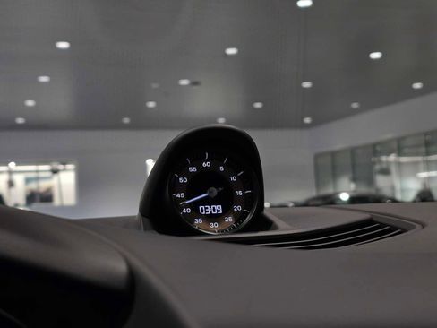 New 2026 Porsche Taycan Turbo S image 36