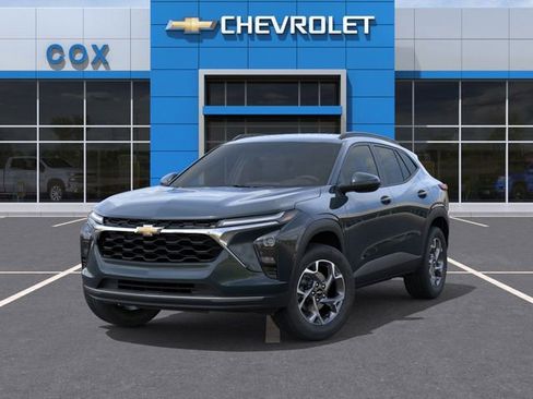 New 2026 Chevrolet Trax LT image 6