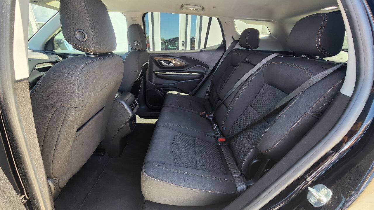 Used 2021 GMC Terrain SLE w/ Driver Convenience Package AWD/4WD image 19