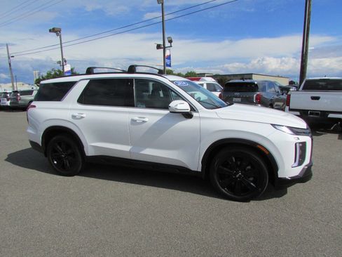 Used 2024 Hyundai Palisade XRT FWD image 5
